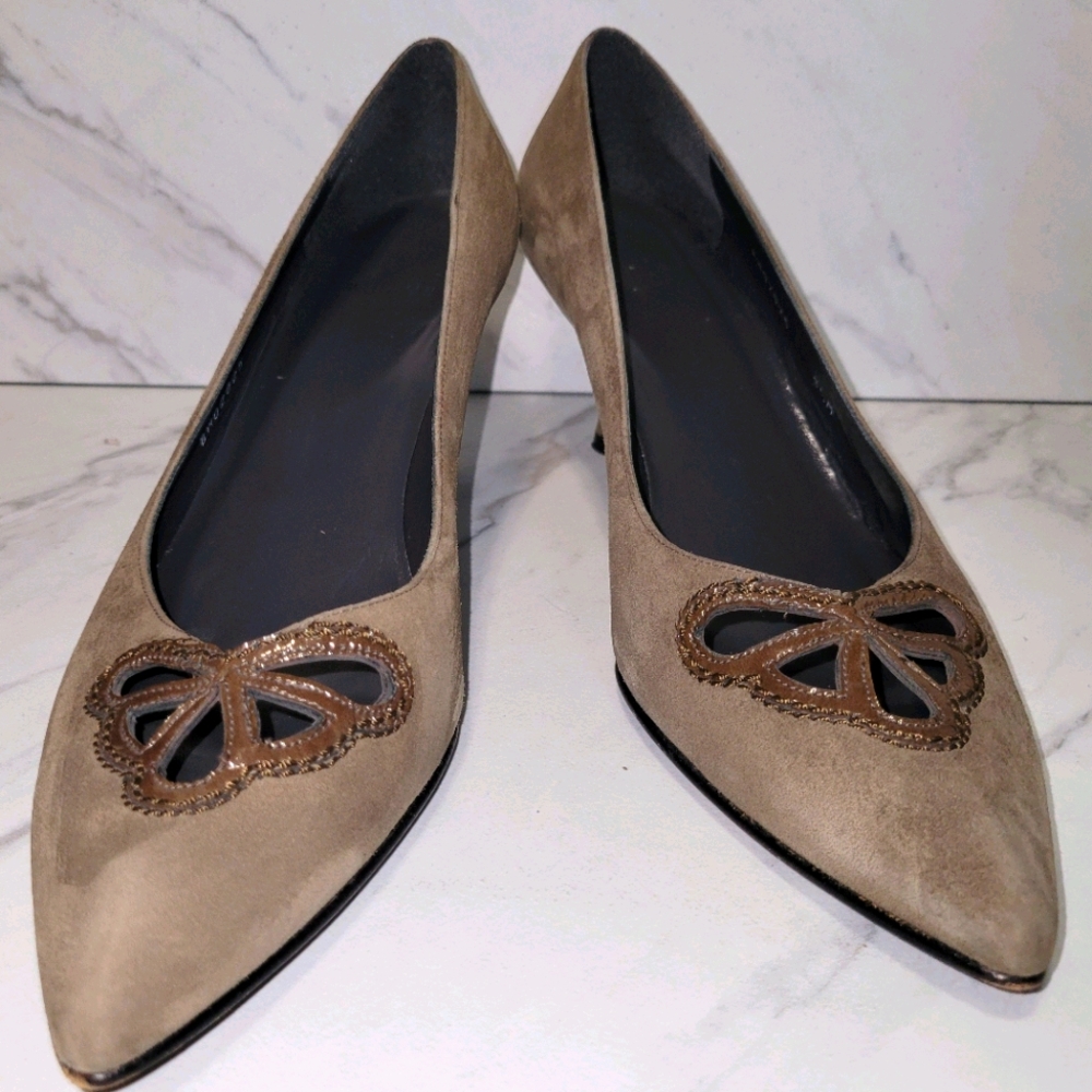 Stuart Weitzman- Brown Suede Pointed-Kitten Heel